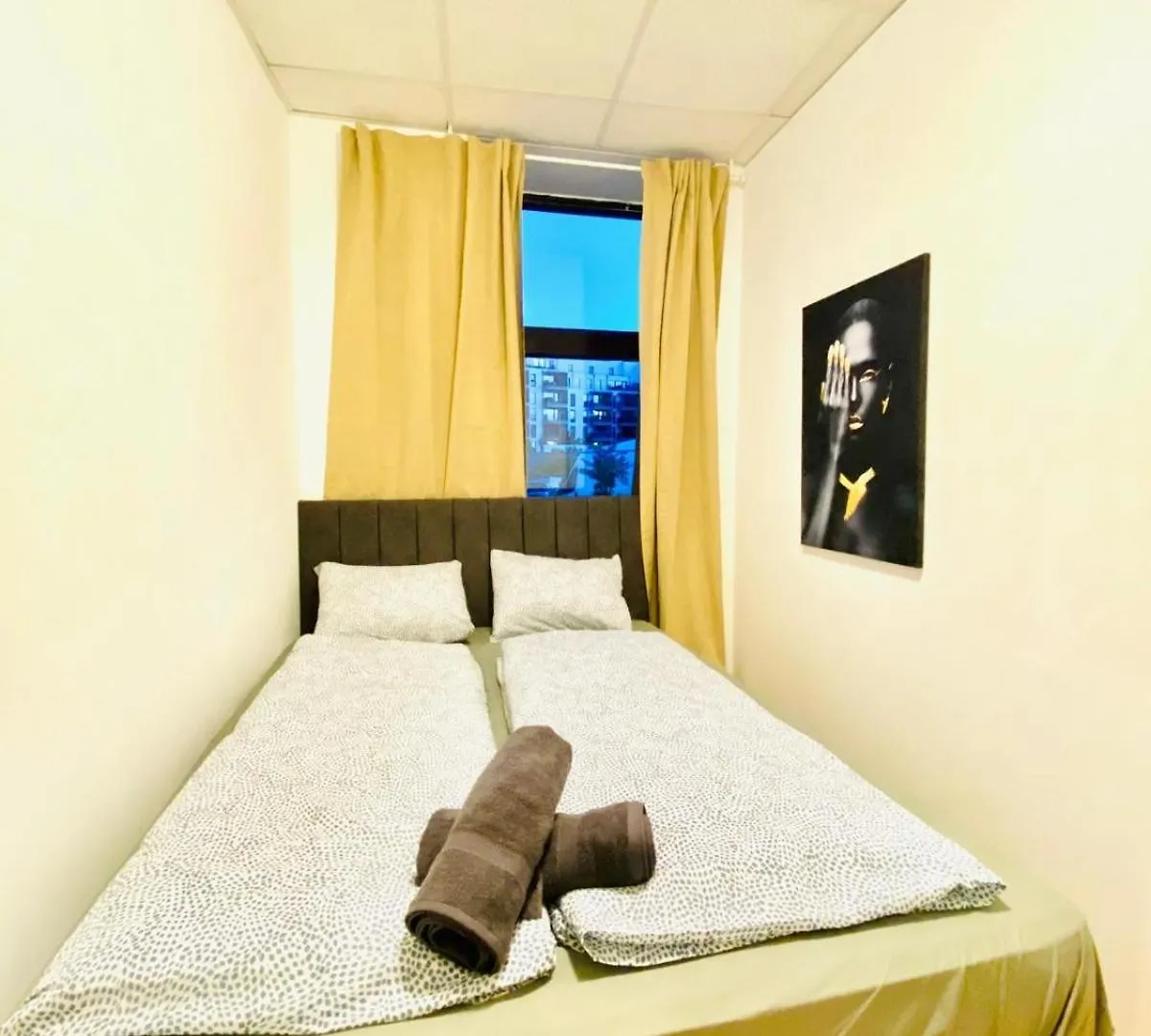 Affordable 3Bedroom Apt In Quiet Neighborhood Vienna 0*,  Austria